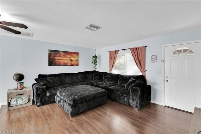 1371 Torreya CIR, North Fort Myers, FL 33917