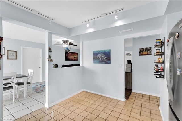 1371 Torreya CIR, North Fort Myers, FL 33917