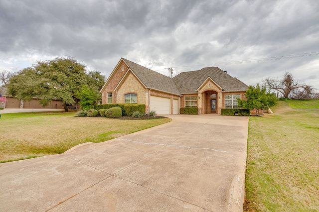 9815 Ravenswood Road, Granbury, TX 76049