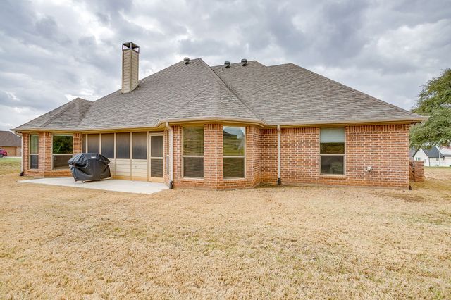 9815 Ravenswood Road, Granbury, TX 76049