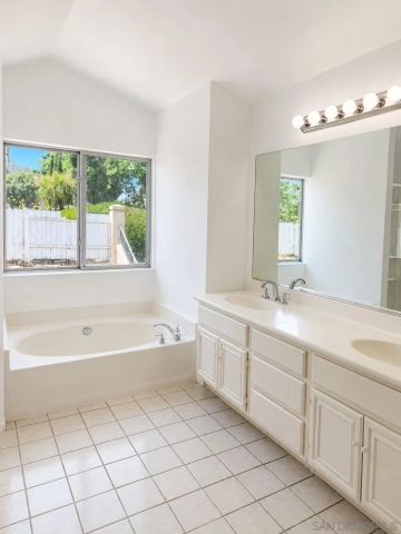 10976 Caminito Alto, San Diego, CA 92131