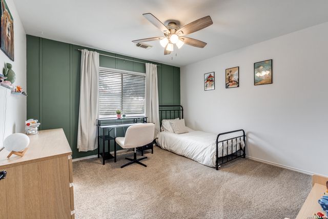 1017 Silvertree, Schertz, TX 78154