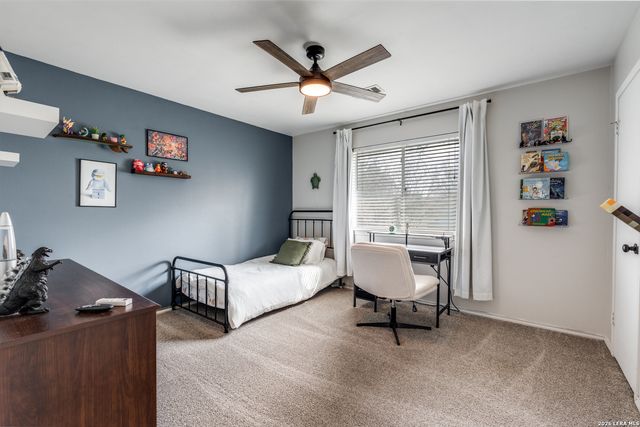 1017 Silvertree, Schertz, TX 78154