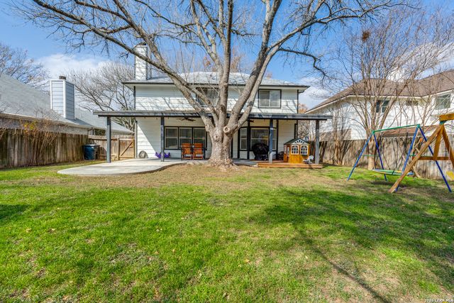 1017 Silvertree, Schertz, TX 78154