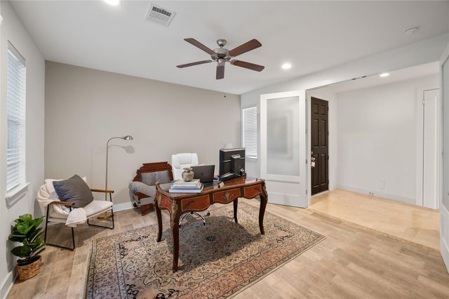 1209 Cedarpost Tree Springs Place, Houston, TX 77055