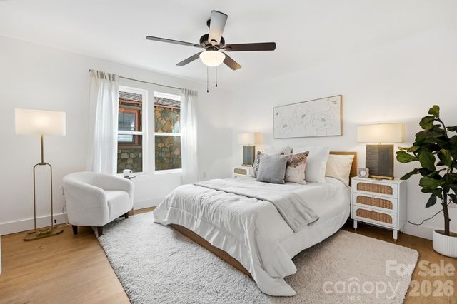 2204 Rozzelles Ferry Road, Charlotte, NC 28208