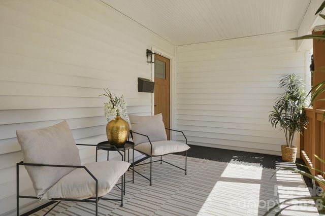 2204 Rozzelles Ferry Road, Charlotte, NC 28208