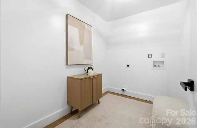 2204 Rozzelles Ferry Road, Charlotte, NC 28208