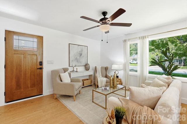 2204 Rozzelles Ferry Road, Charlotte, NC 28208