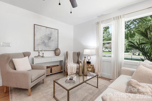 2204 Rozzelles Ferry Road, Charlotte, NC 28208