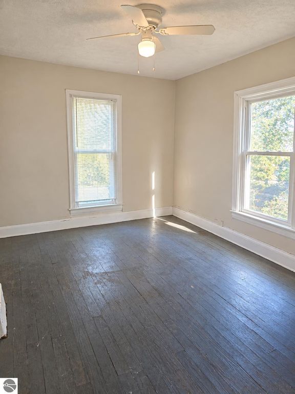Image 15 of property listing at 321 Ely Street, Alma, MI 48801