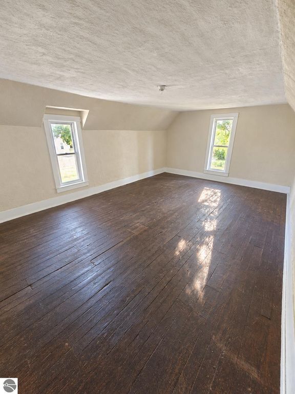 Image 20 of property listing at 321 Ely Street, Alma, MI 48801