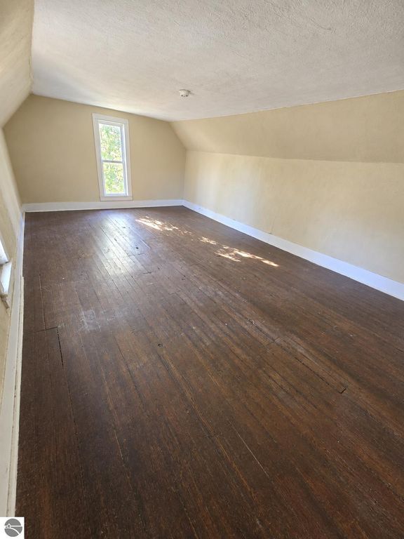 Image 21 of property listing at 321 Ely Street, Alma, MI 48801