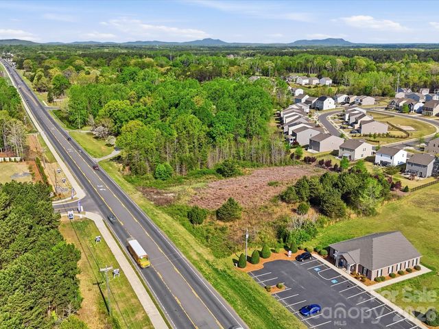 1386 Highway 55 Highway E, Clover, SC 29710