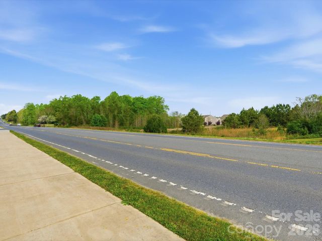 1386 Highway 55 Highway E, Clover, SC 29710