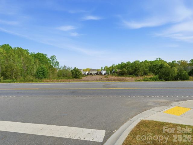 1386 Highway 55 Highway E, Clover, SC 29710