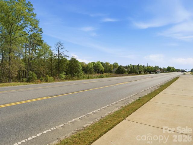 1386 Highway 55 Highway E, Clover, SC 29710