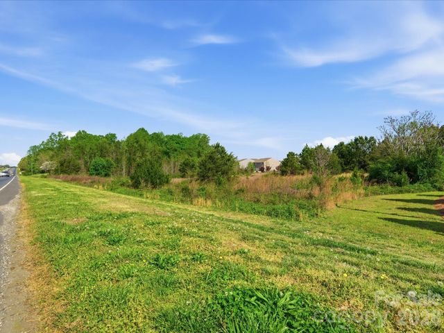1386 Highway 55 Highway E, Clover, SC 29710