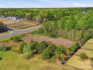 1386 Highway 55 Highway E, Clover, SC 29710