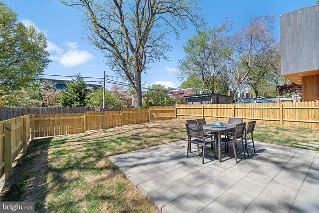 139 W MOUNT PLEASANT AVE, Philadelphia, PA 19119