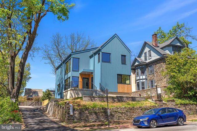 139 W MOUNT PLEASANT AVE, Philadelphia, PA 19119