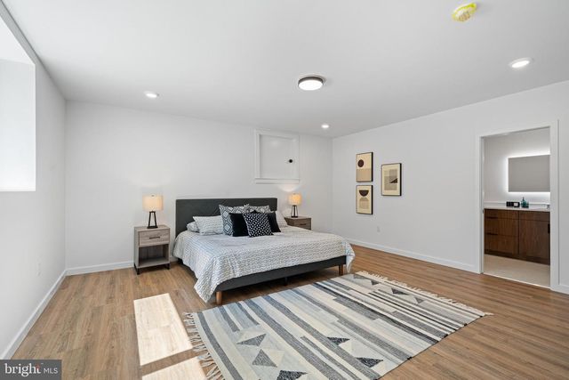 139 W MOUNT PLEASANT AVE, Philadelphia, PA 19119
