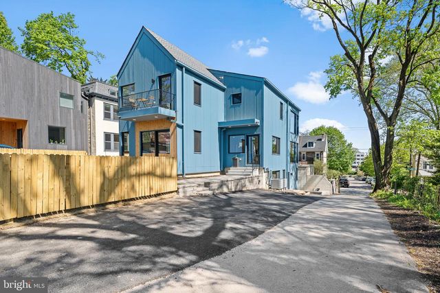 139 W MOUNT PLEASANT AVE, Philadelphia, PA 19119