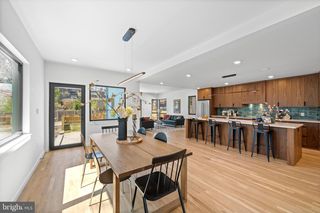 139 W MOUNT PLEASANT AVE, Philadelphia, PA 19119