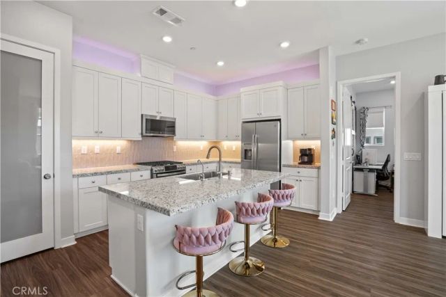 26973 Prospector Road 302, Valencia, CA 91381