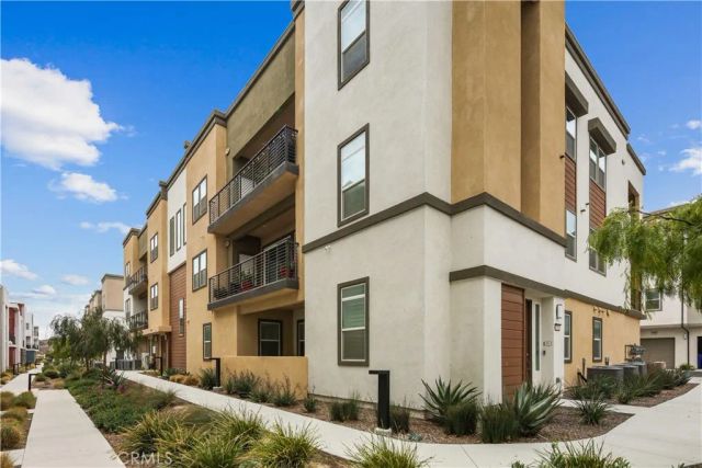 26973 Prospector Road 302, Valencia, CA 91381