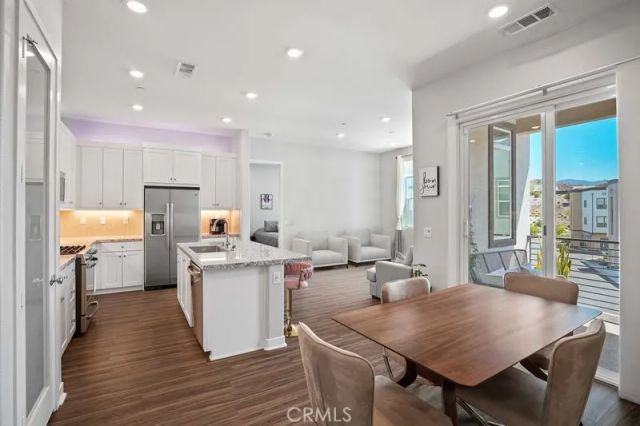 26973 Prospector Road 302, Valencia, CA 91381