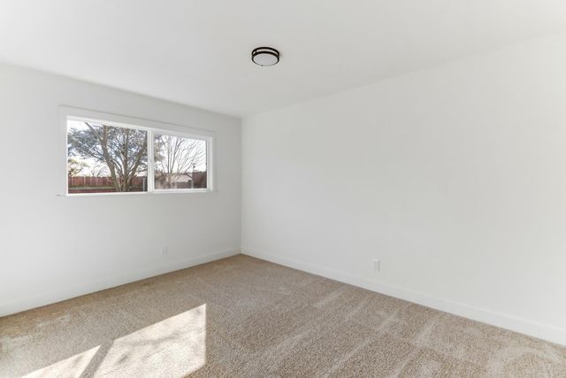 3000 Margate Way, Rancho Cordova, CA 95670