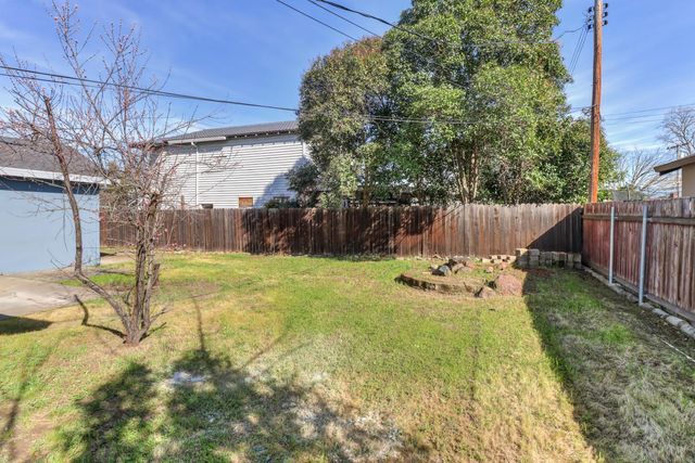 3000 Margate Way, Rancho Cordova, CA 95670