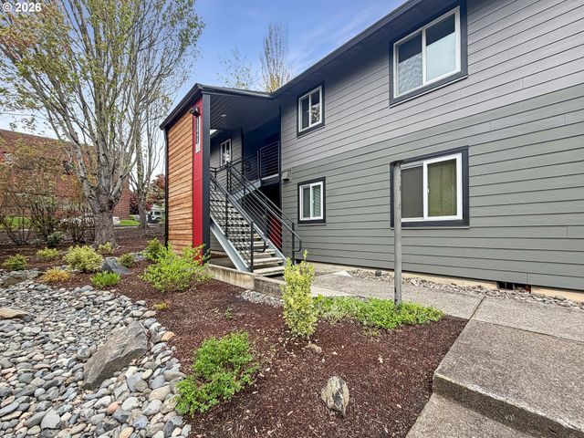 12642 Nw BARNES Rd 3, Portland, OR 97229