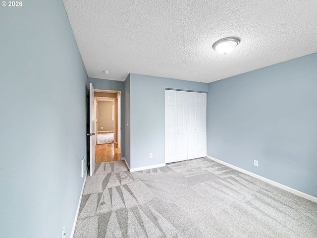 12642 Nw BARNES Rd 3, Portland, OR 97229