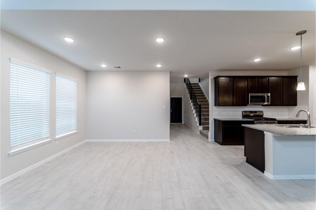 2818 Blue Iolite Drive, Iowa Colony, TX 77583