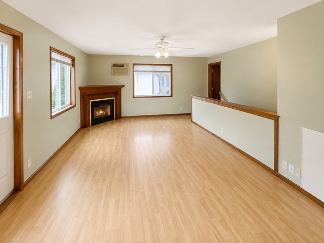 407 18th Street E, Hastings, MN 55033