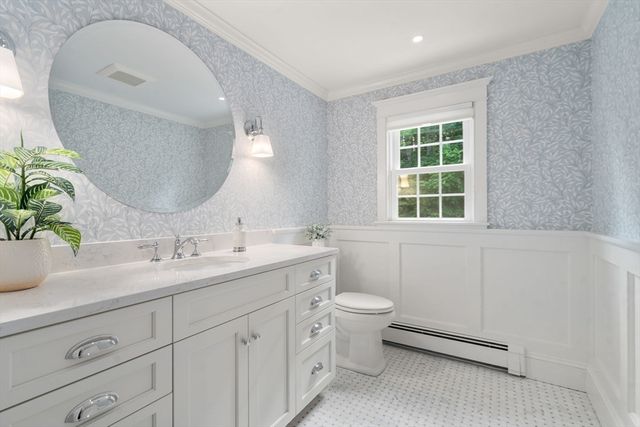 27 Oriole Road, Medfield, MA 02052