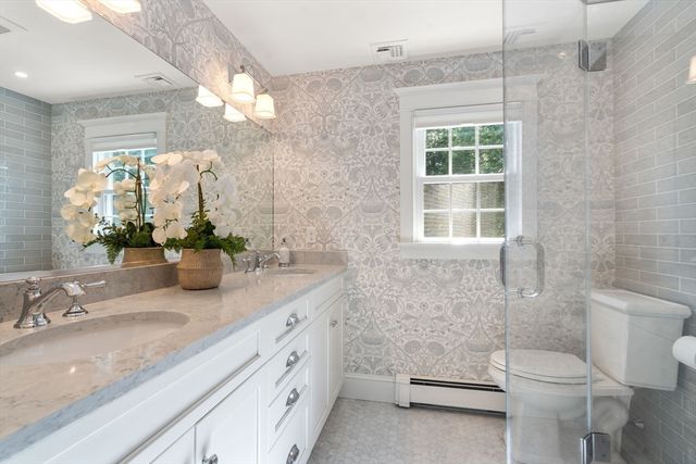27 Oriole Road, Medfield, MA 02052