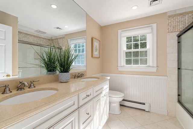 27 Oriole Road, Medfield, MA 02052
