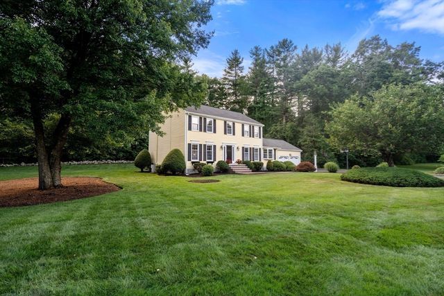 27 Oriole Road, Medfield, MA 02052