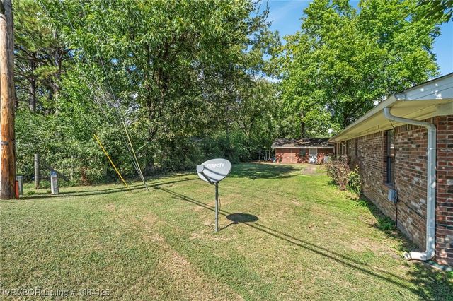 109 Meadors Drive, Alma, AR 72921