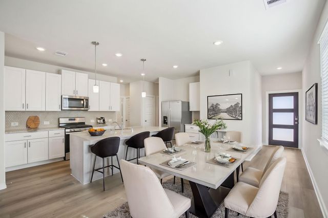 18616 Hillswood Drive, Conroe, TX 77316