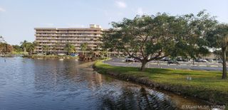 250 Jacaranda Dr 305, Plantation, FL 33324