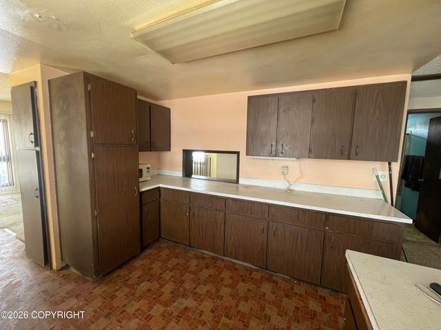 12705 Tandy Place, Eagle River, AK 99577