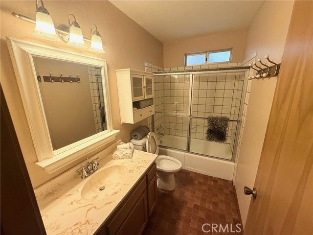 551 community Drive, Lake Arrowhead, CA 92352