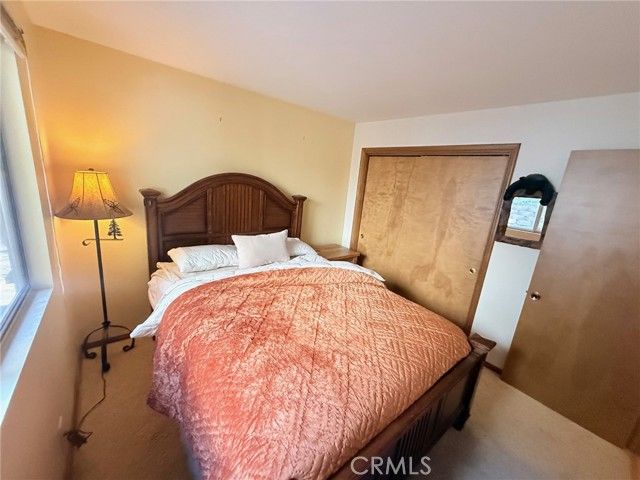 551 community Drive, Lake Arrowhead, CA 92352