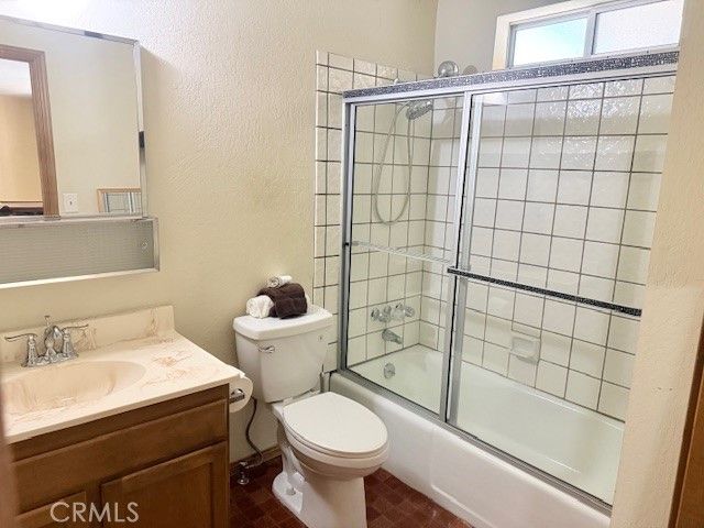 551 community Drive, Lake Arrowhead, CA 92352