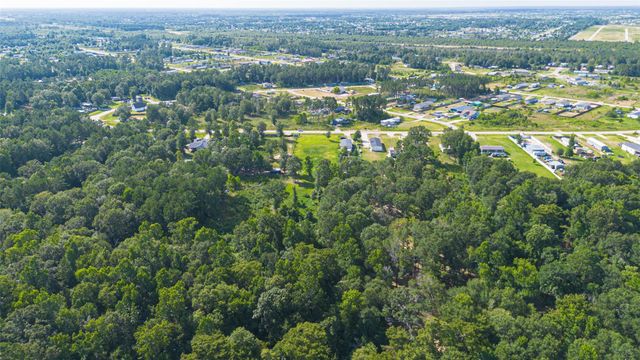 404 Road 5268, Cleveland, TX 77327