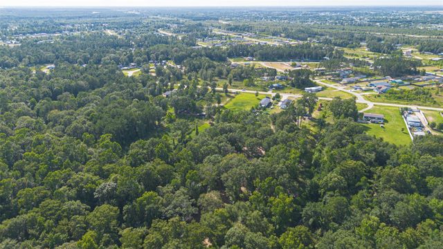 404 Road 5268, Cleveland, TX 77327